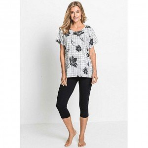 Shop2Home Black & White Leaves Design Night Suits For Women